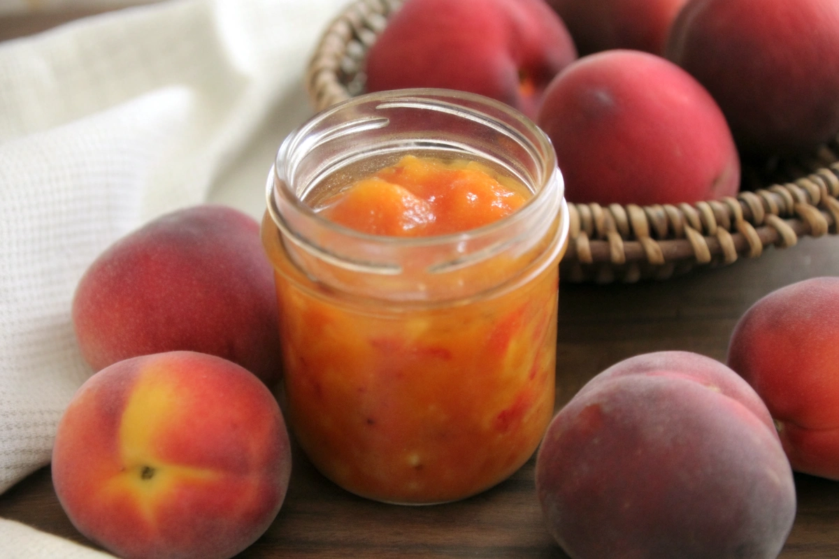 Easy Peach Salsa for Canning