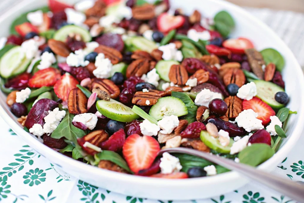 Spinach Salad with Berries And Cherries