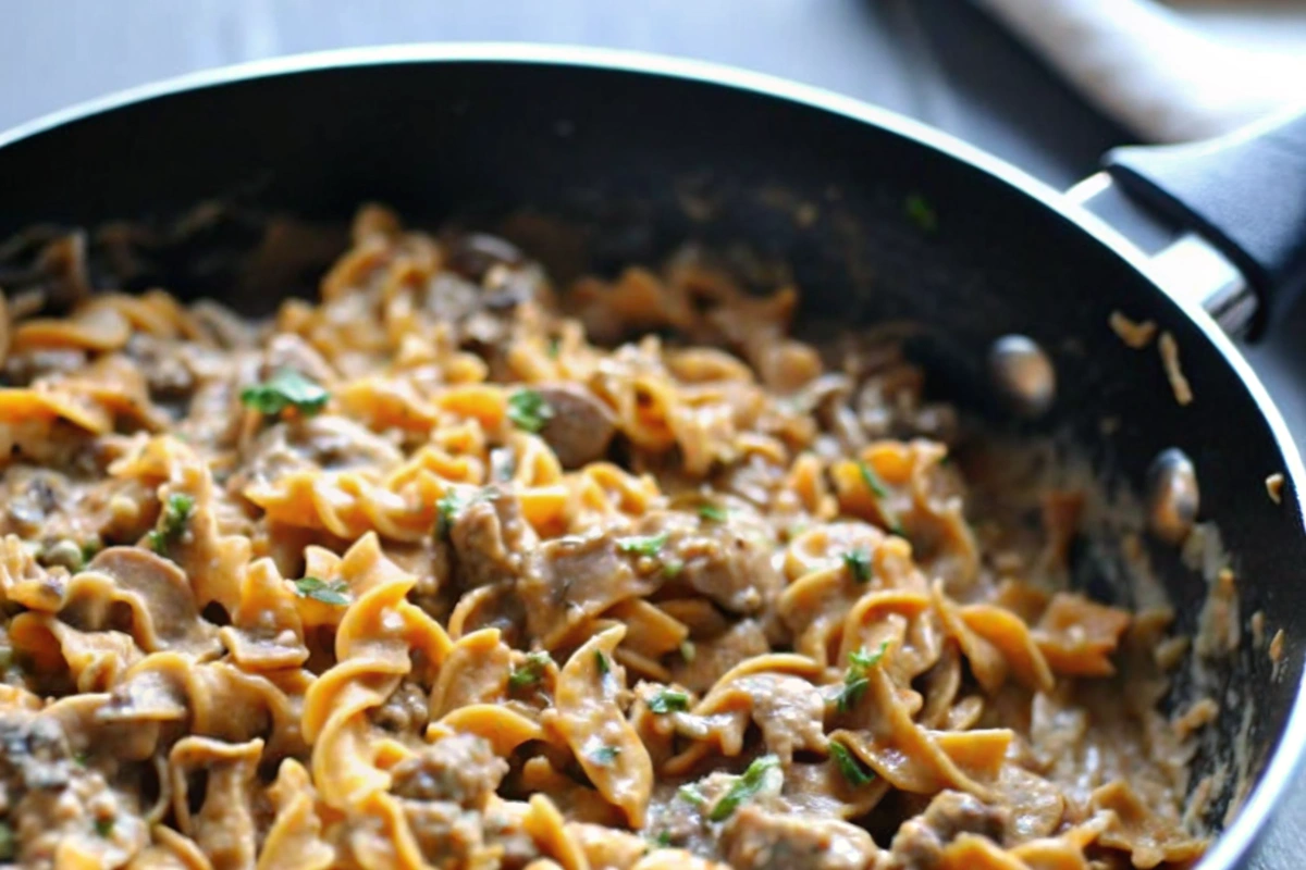 One-Pot Ground Beef Stroganoff