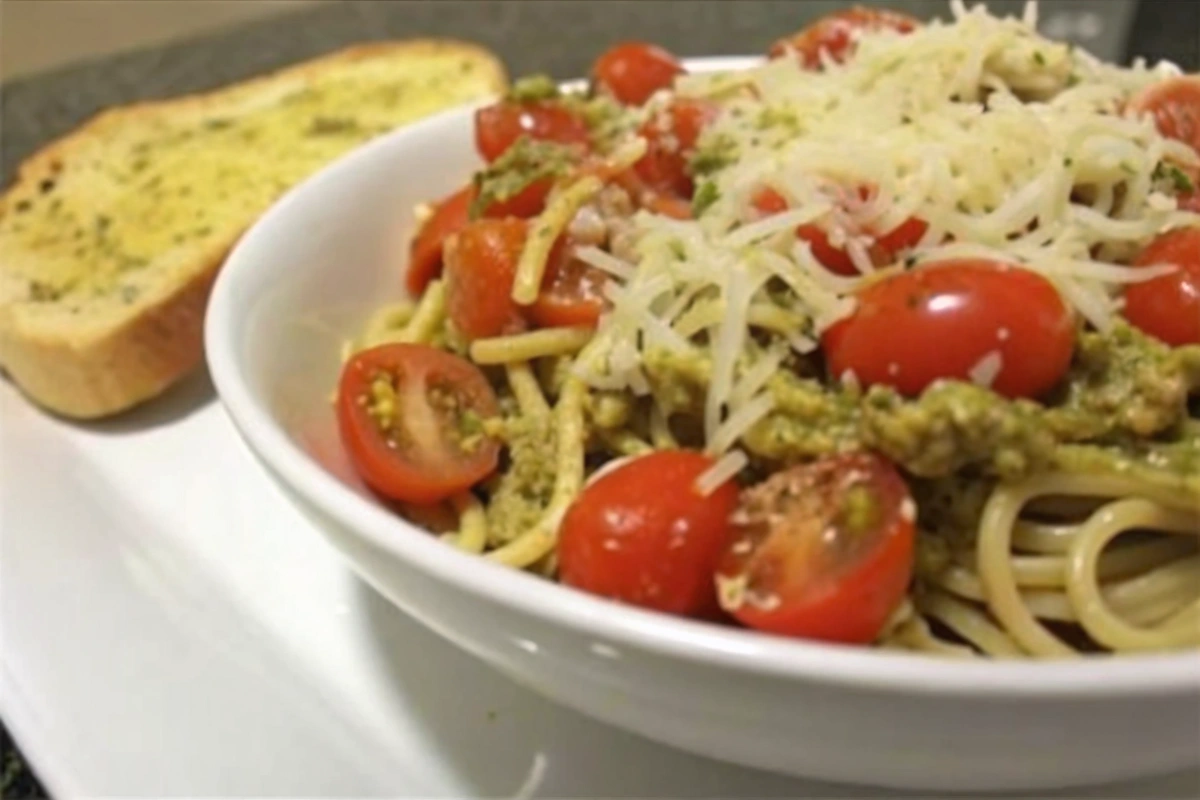 Smoked Salmon Pesto Pasta