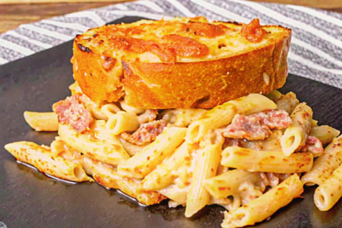 Dump and Bake Ground Beef Alfredo