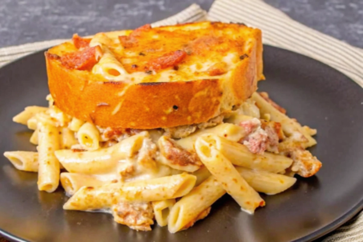 Dump and Bake Ground Beef Alfredo