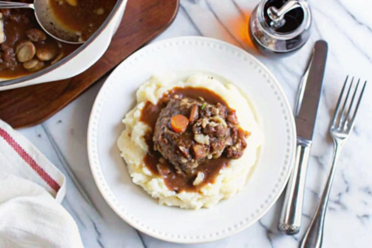 Easy Slow Cooker Beef Bourguignon