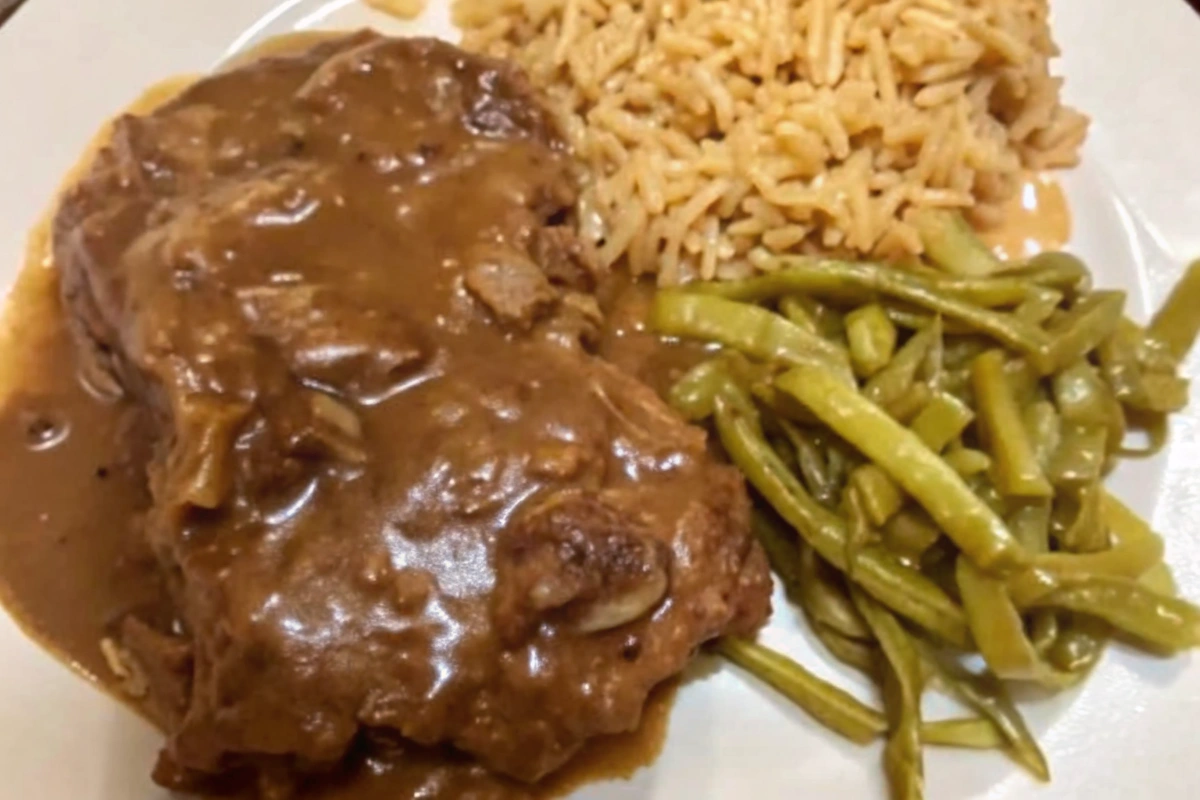 The Best Slow Cooker Cube Steak Recipe