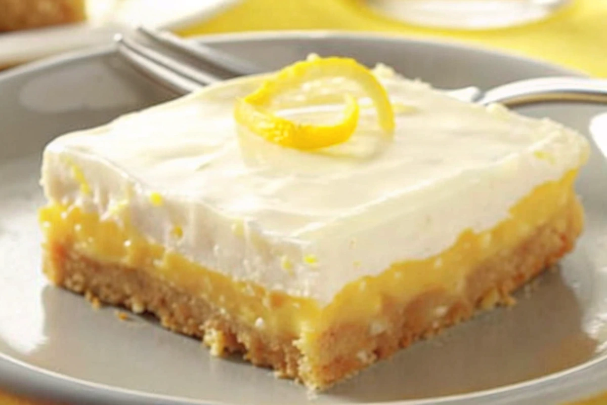 Italian Lemoncello Cheescake Bars