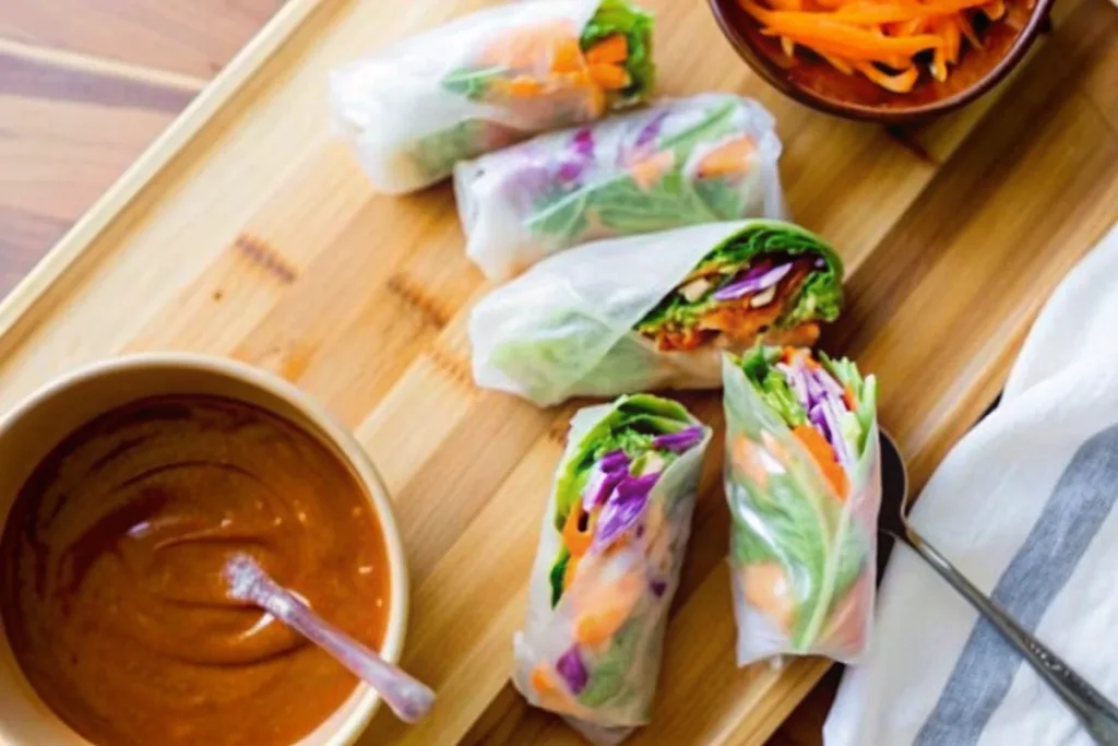 Fresh Spring Rolls with Peanut Sauce